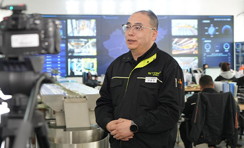 热烈欢迎常州电视台团队莅临星空真人参观考察